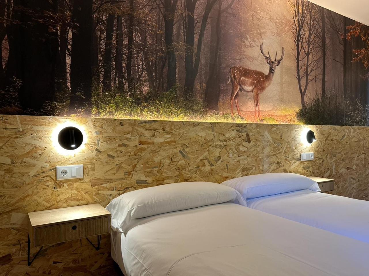 Hotel Y Albergue Real Fabrica De Эскарай Экстерьер фото